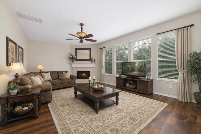 Building Photo - 2317 Jefferson Crossing Dr