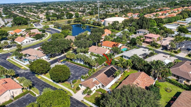 Building Photo - 190 Temple Ave