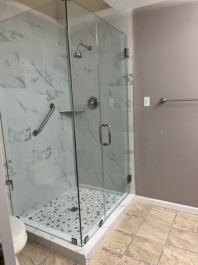 Building Photo - 3121 La Mancha Way