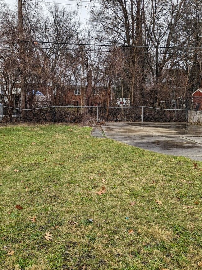 Building Photo - 12648 Mettetal St