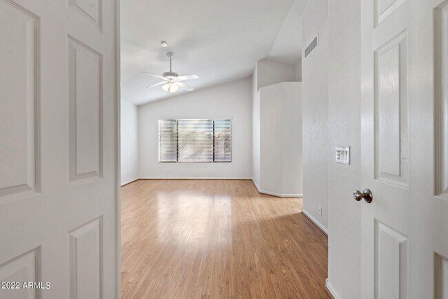 Building Photo - 4115 E Montgomery Rd