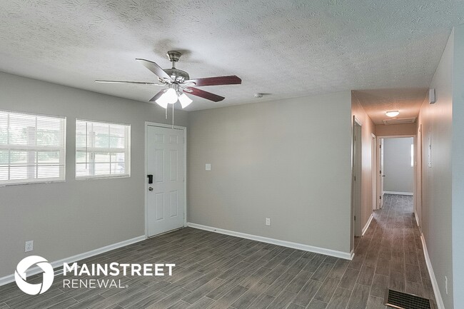 Building Photo - 200 Dodd St