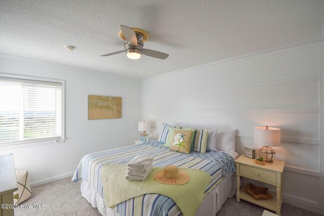 Building Photo - 301 Commerce Way