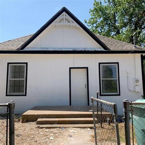 Building Photo - 812 N Maxey St