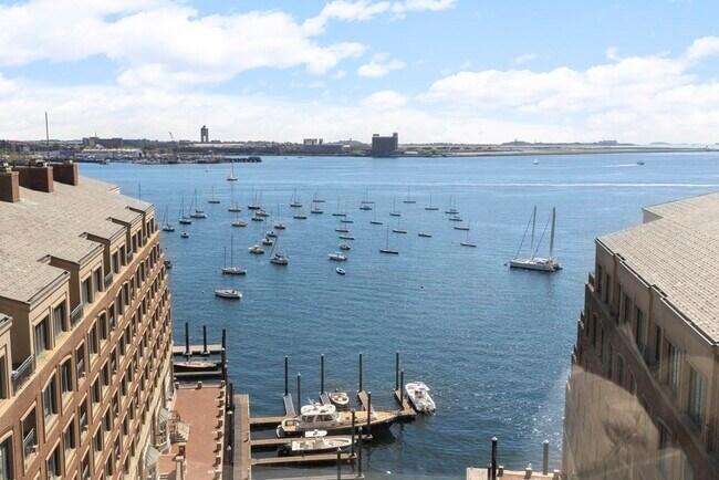 Building Photo - 10 Rowes Wharf