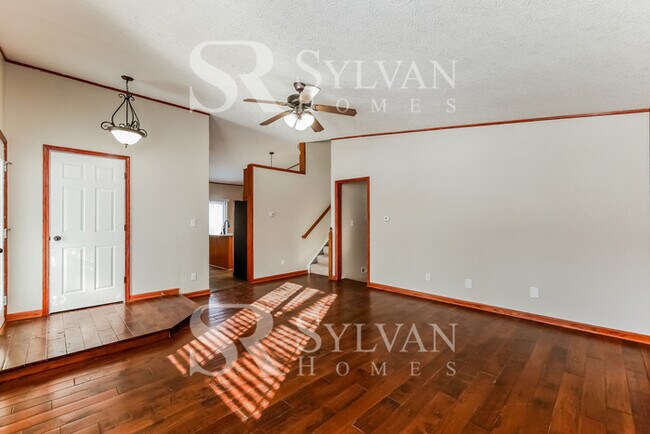 Building Photo - At Last, This Is What You Have Been Searching For!