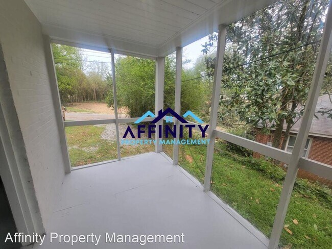 Building Photo - 2 br, 1 bath House - 26 Mathew Street