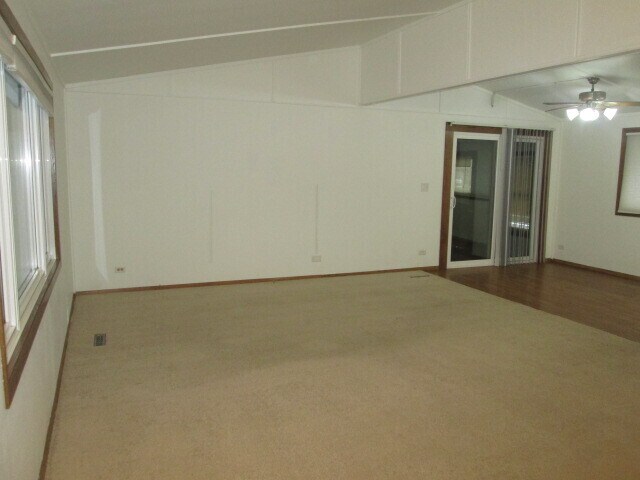 Building Photo - 324 6th St