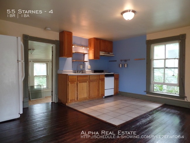 Building Photo - 55 Starnes