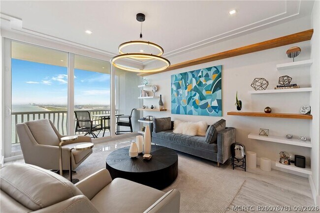 Building Photo - 2200 S Ocean Ln
