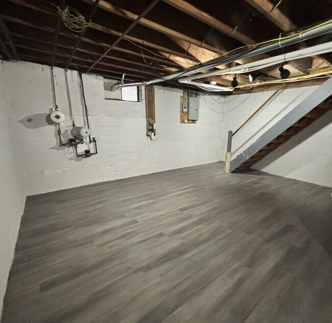 Building Photo - 127 Belmont Ave