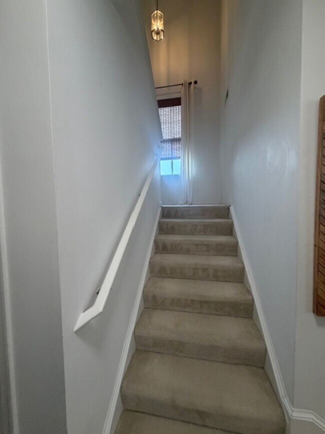 Building Photo - 5301 Brinsley Ln