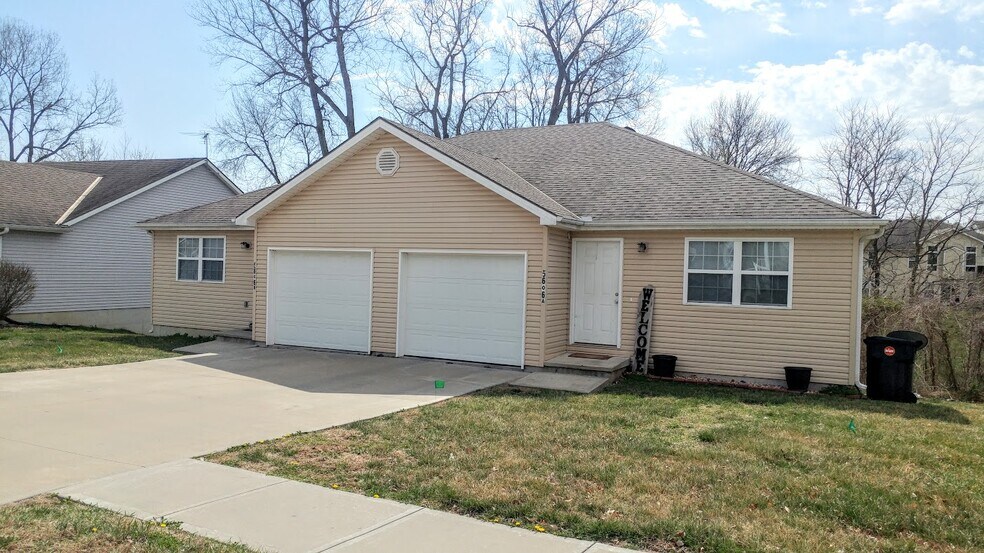 Building Photo - 5606 E Valley View Dr