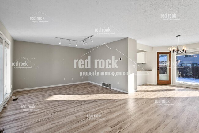 Building Photo - 6103 W Wind River Dr