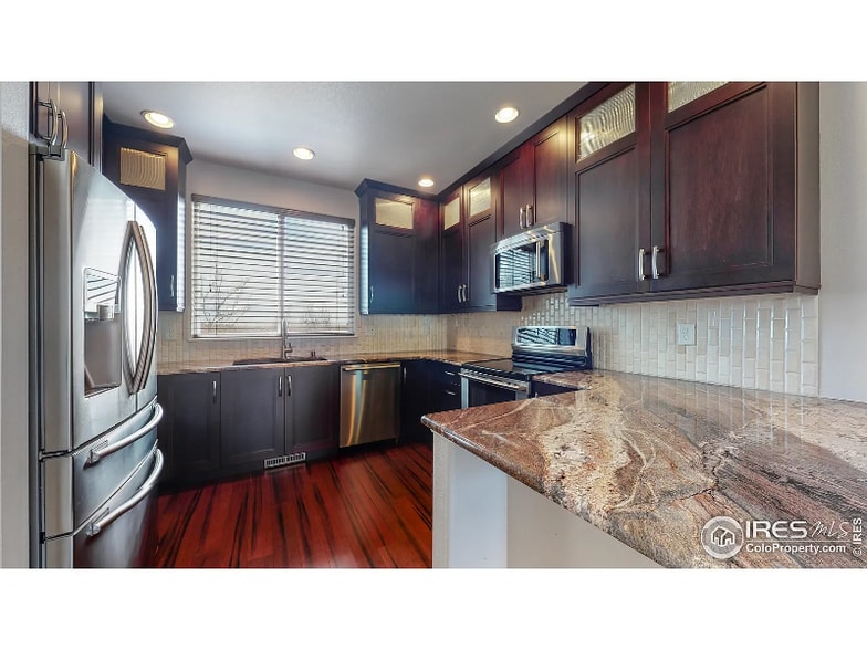 Building Photo - 2527 Sunbury Ln