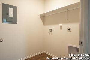 Building Photo - 1110 Andean Emerald