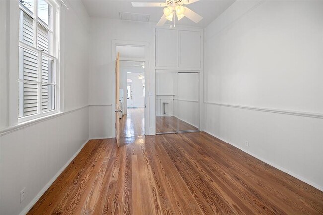 Building Photo - 5602 Camp St