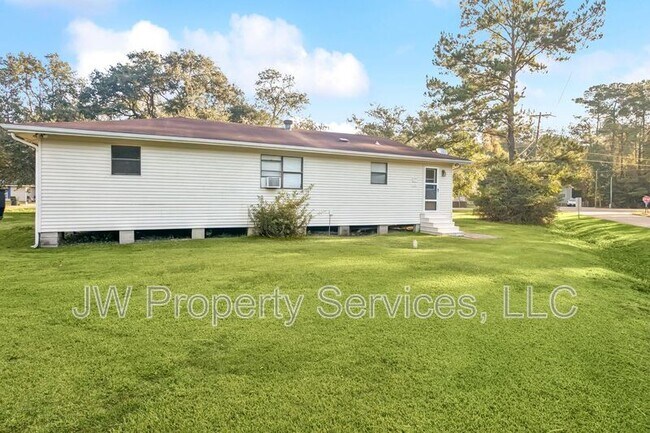 Building Photo - 206 Sunset Dr