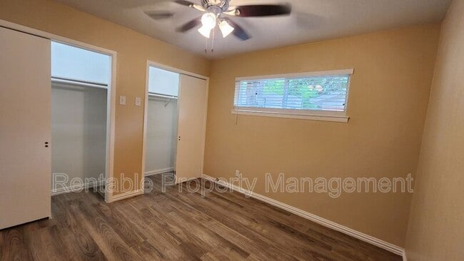 Building Photo - 704 Royce Dr