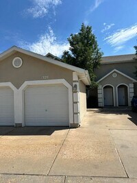 Building Photo - Ed Green Rentals