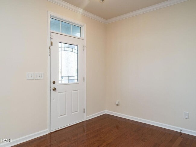 Building Photo - 309 Roundhouse Lane