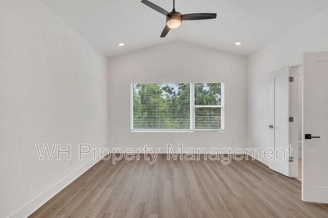 Building Photo - 3816 Tigerbelle Dr