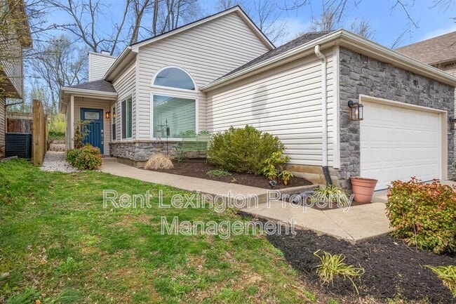 Building Photo - 917 Gerardi Rd