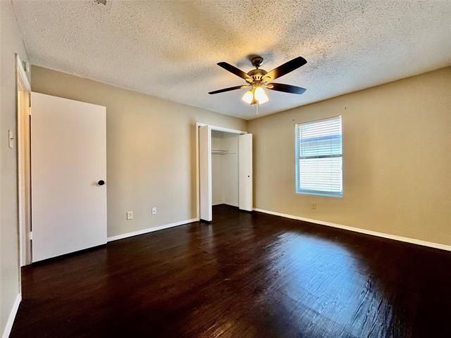 Building Photo - 3047 Olympia Dr