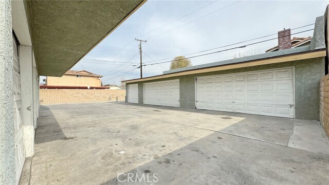 Building Photo - 1102 Larimore Ave