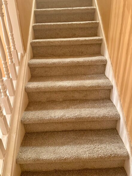 Building Photo - 2641 Parkside Way