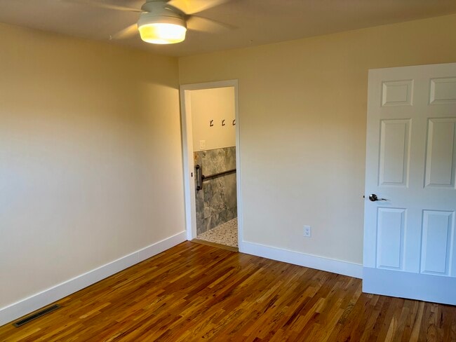 Building Photo - 1146 Taffeta Dr