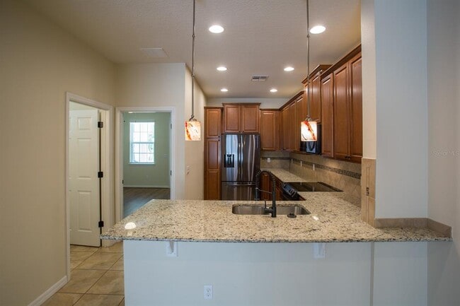 Building Photo - 12105 Breda Ln