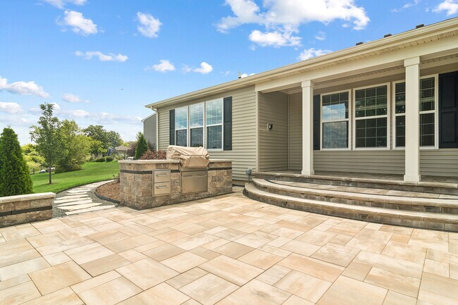 Building Photo - 108 Telluride Ln