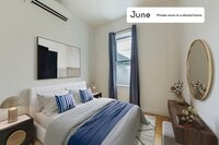 Building Photo - Private bedroom in 4 bed/2 bath Home