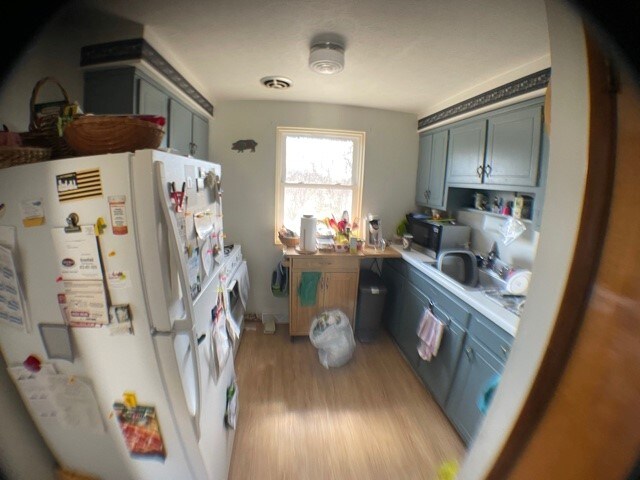 Building Photo - 606 Bigelow St