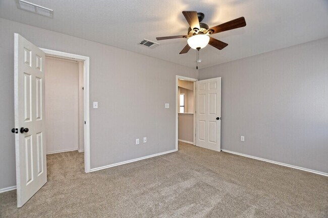 Building Photo - 8103 Tuscarora Trail