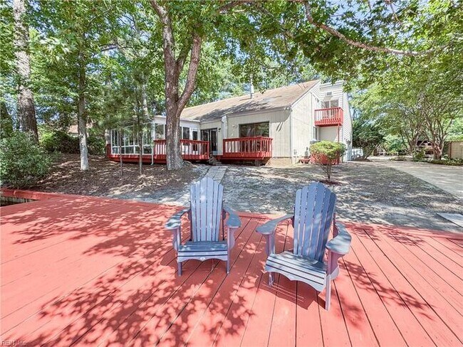 Building Photo - WATERFRONT 5 BEDROOM/4 BATH IN VIRGINIA BEACH! READY FOR RENT!!