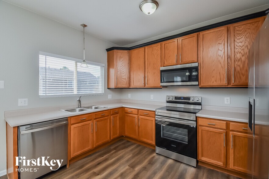 Building Photo - 4545 Settlement Way