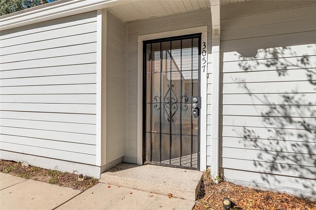 Building Photo - 3057 NW 28th Cir