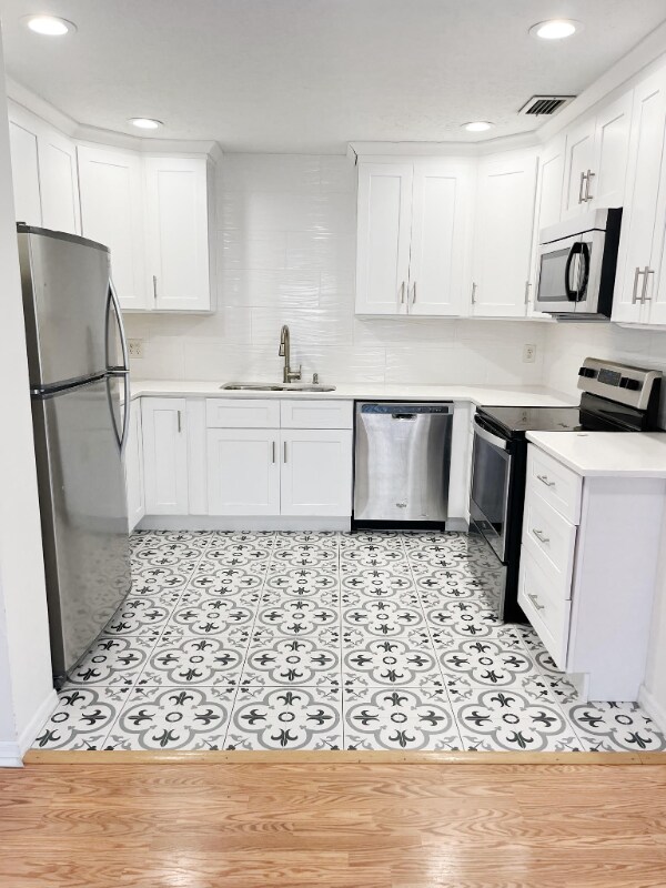 Building Photo - 4302 W Santiago St