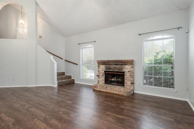 Building Photo - 1348 Creekview Dr