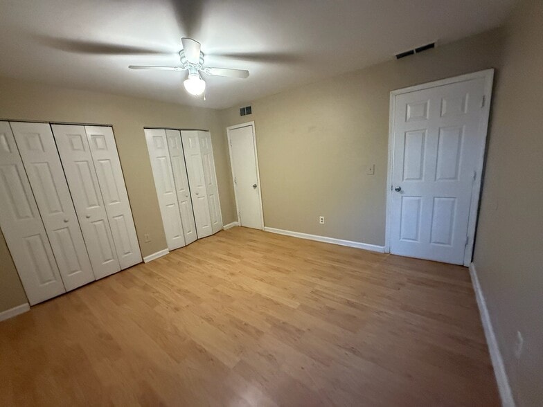 Building Photo - 6369 Holcomb Way