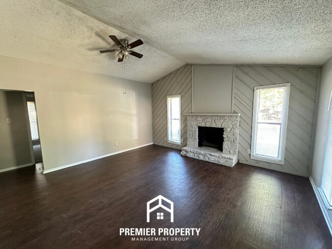 Building Photo - 4230 Runningbrook Cir