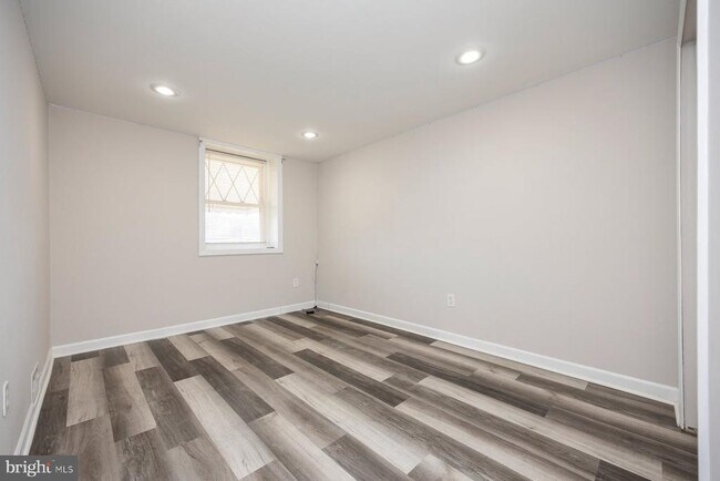 Building Photo - 3130 Ryerson Cir