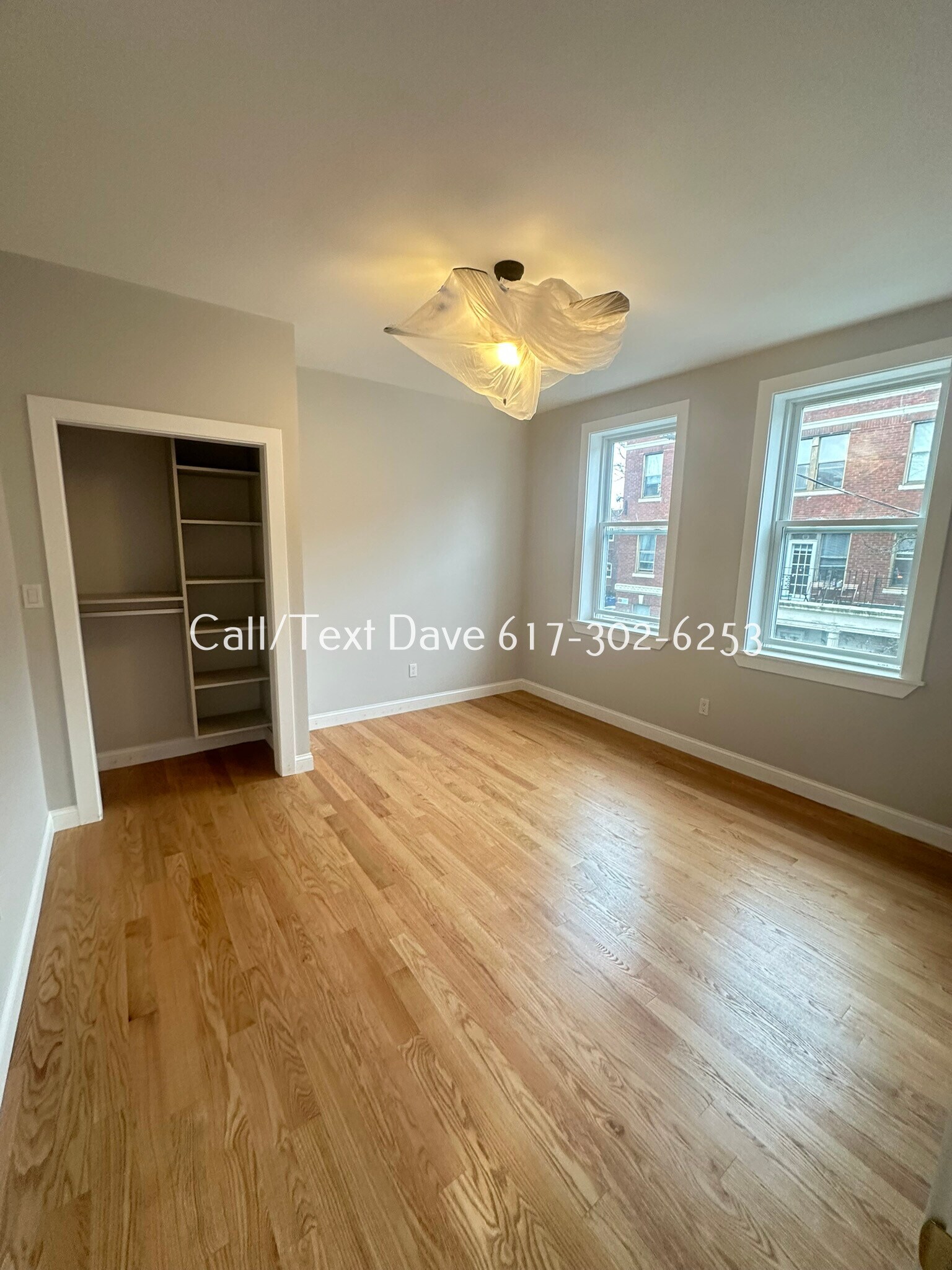 Building Photo - 4 Carol Ave