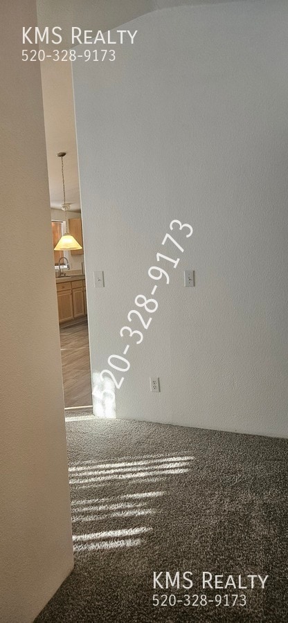 Building Photo - 6092 E Ship Rock Dr