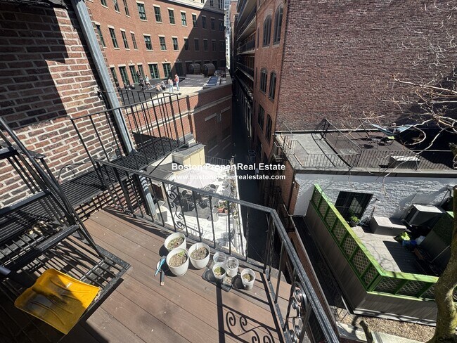 Building Photo - 109 Dartmouth St