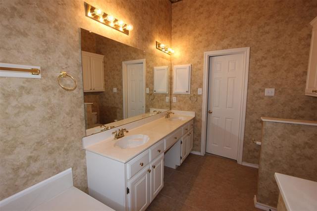 Building Photo - 514 Bullingham Ln