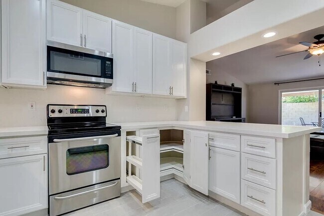 Building Photo - Terrific home in great Gilbert neighborhood!