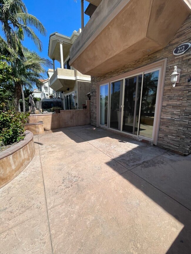 Building Photo - Spacious Custom Built Downtown Huntington Beach Home with Elevator